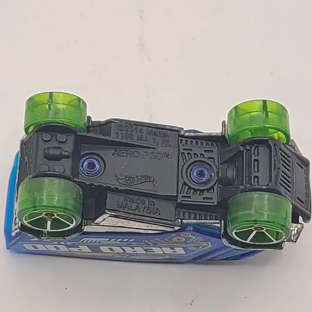 Hot Wheels Aero Pod Dark Blue X-Raycers